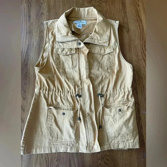 DayTrip Mustard Yellow Utility Vest Size Medium Boutique EUC! - Picture 1 of 5